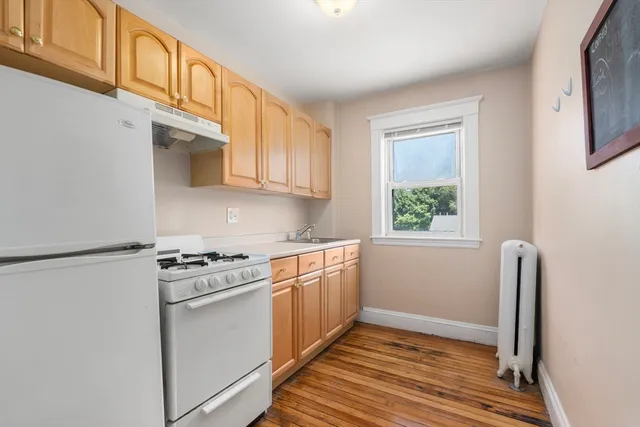 $2,000 | 47 Chapel Street, Unit 4, Norwood, MA 02062