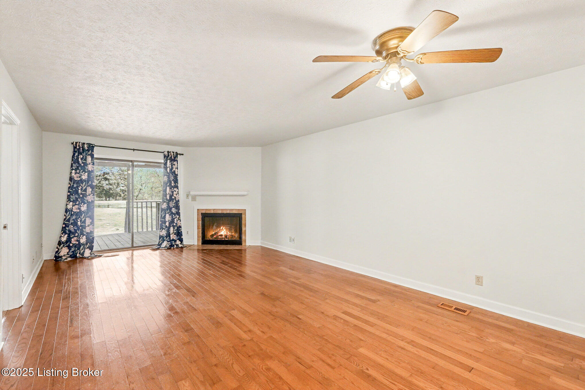 505 Piping Rock Road Brandenburg, KY 40108 - Photo 10 of 28 living room