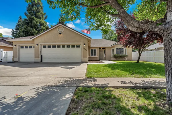 $415,000 | 3547 Laramie Street, Redding, CA 96002