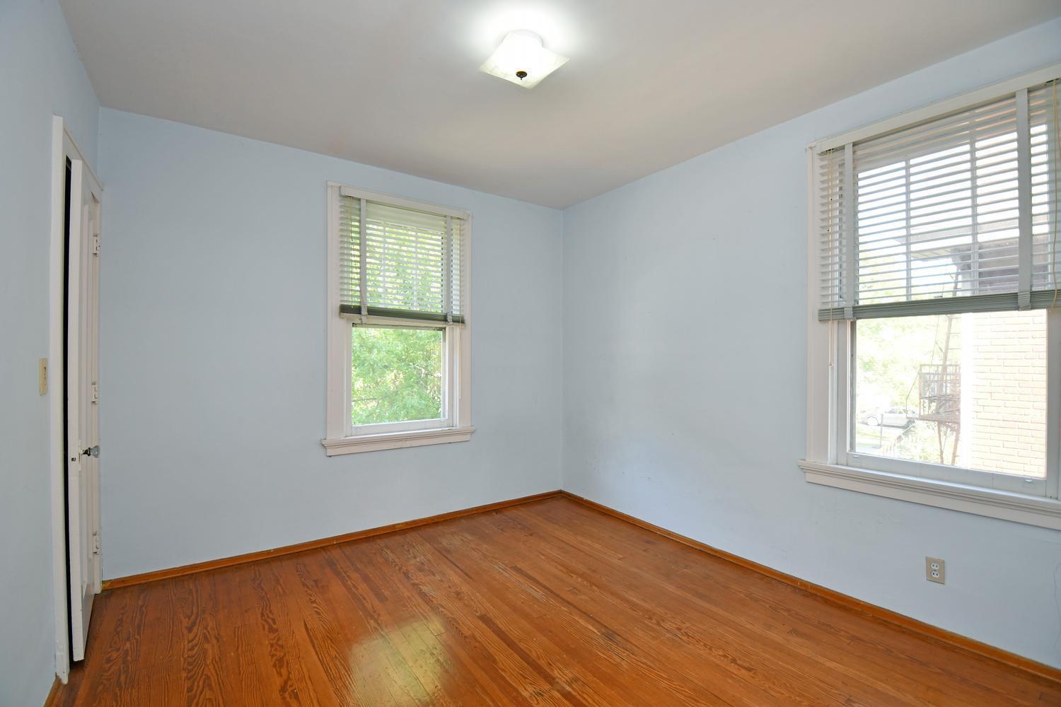4932 Ralph Avenue Cincinnati, OH 45238 - Photo 34 of 42 Gallery Image 34