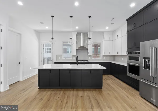 $1,650,000 | 8607 Erdem Place, Chevy Chase, MD 20815