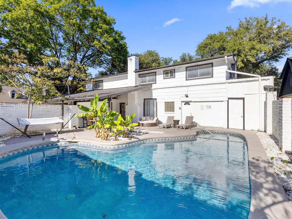 3614 Parader Court Dallas, TX 75228 - Photo 37 of 40 a view of a backyard with a patio