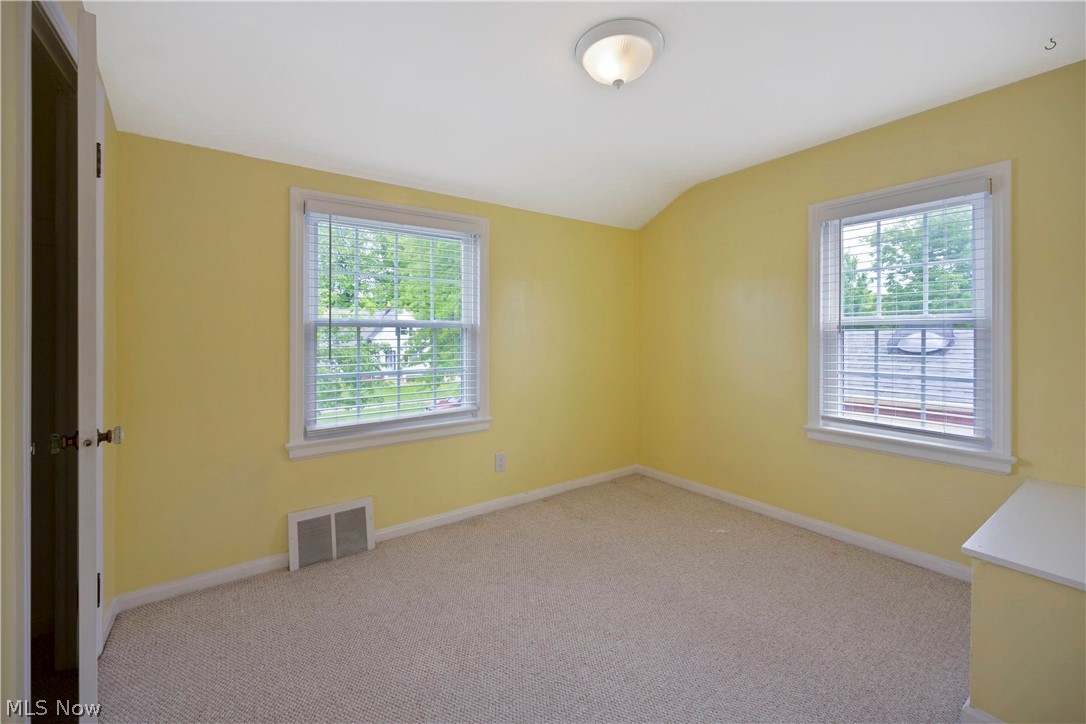 1196 Belrose Road Cleveland, OH 44124 - Photo 17 of 34 Gallery Image 17