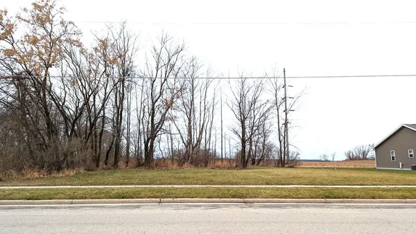 $19,900 | 315 South Glenview Avenue, Brillion, WI 54110