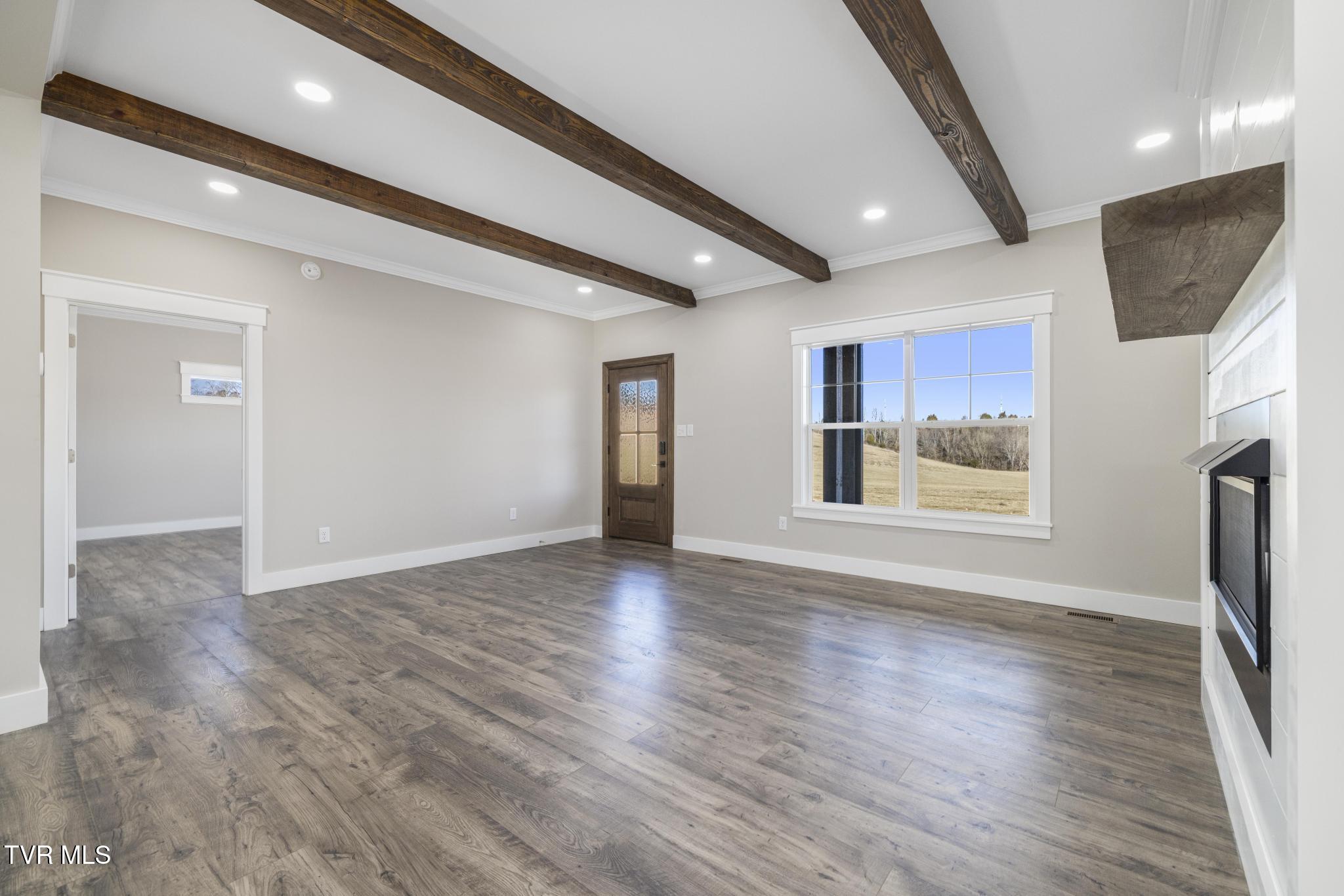 354 Old White Top Road Bluff City, TN 37618 - Photo 11 of 26 LR