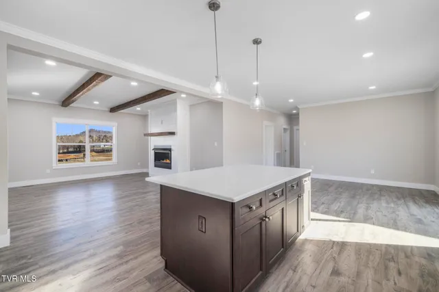 $595,000 | 354 Old White Top Road, Bluff City, TN 37618