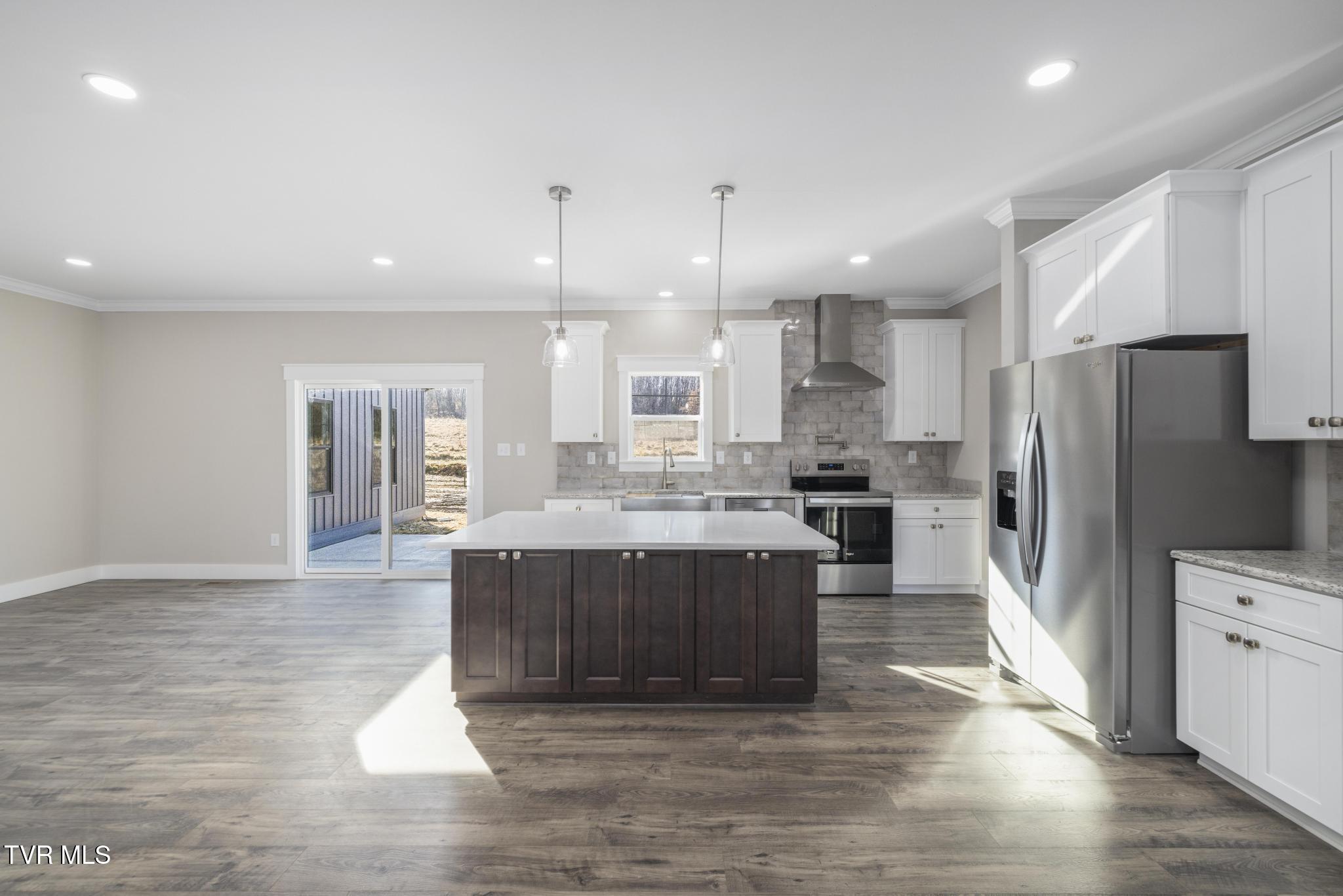 354 Old White Top Road Bluff City, TN 37618 - Photo 15 of 26 KIT DR