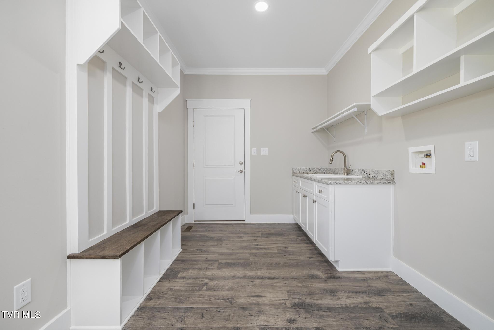 354 Old White Top Road Bluff City, TN 37618 - Photo 26 of 26 Laundry