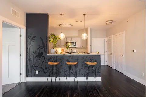 $260,000 | 934 Governors Court, Unit 210, Nashville, TN 37211