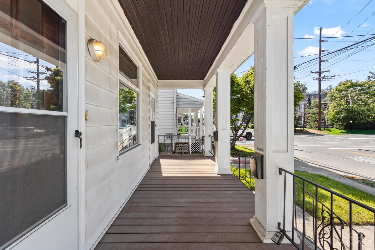 3403 Brotherton Road Cincinnati, OH 45209 - Photo 4 of 25