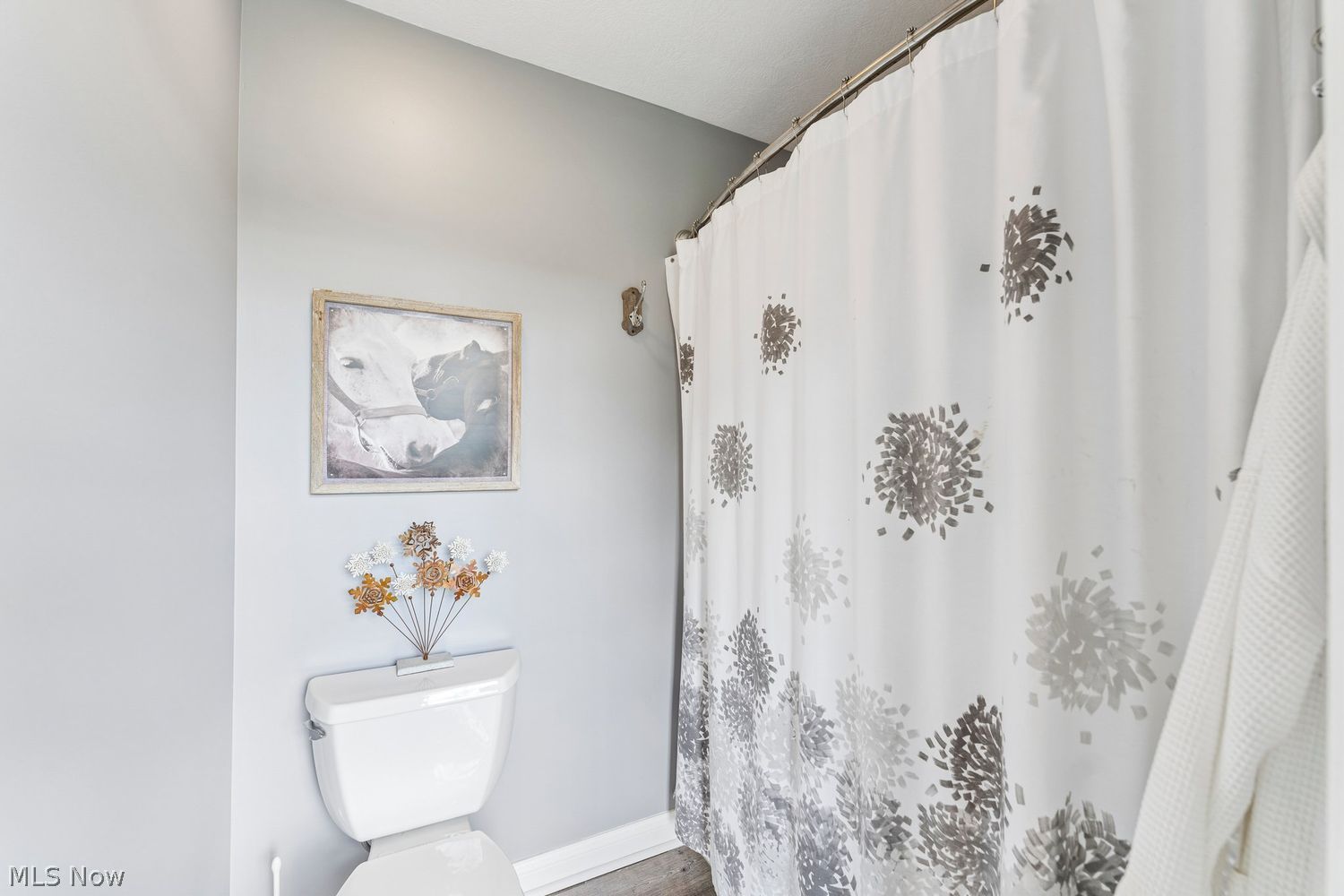 2271 Granger Road Medina, OH 44256 - Photo 30 of 48