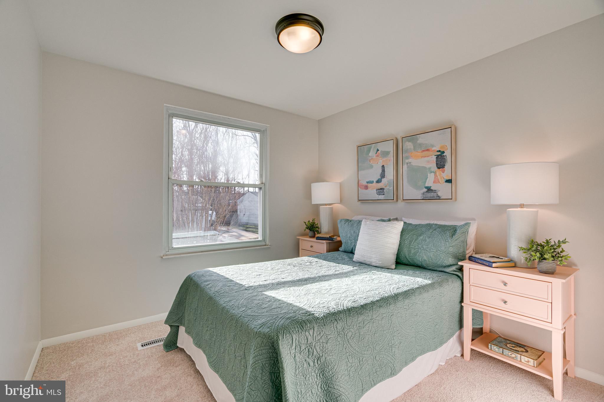 5813 Heming Avenue Springfield, VA 22151 - Photo 17 of 31 Bedroom two