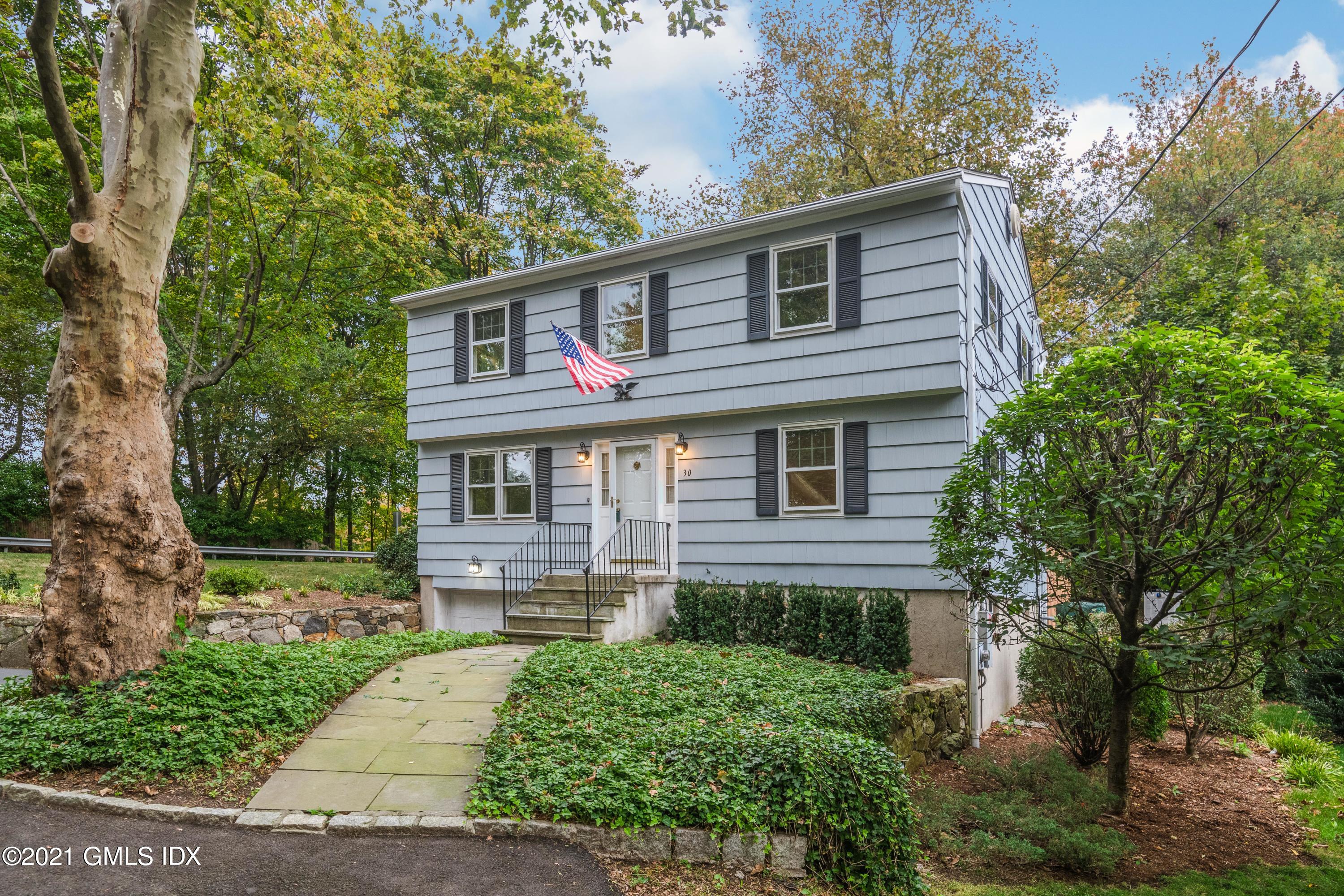 front view of house with a yard