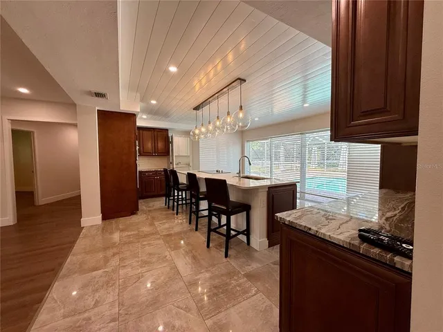 $1,795,000 | 3231 East Forest Lake Drive, Sarasota, FL 34232