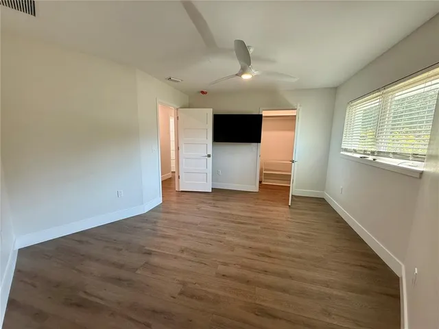 $1,795,000 | 3231 East Forest Lake Drive, Sarasota, FL 34232