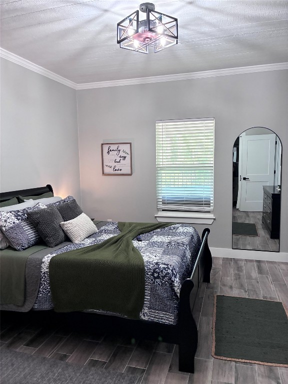 1135 Red Fox Road La Grange, TX 78945 - Photo 16 of 32 a bedroom with a bed and a window