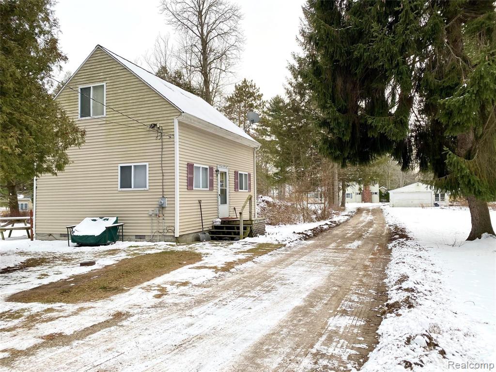 3615 Myrtle Road Fort Gratiot, MI 48059 - Photo 1 of 51