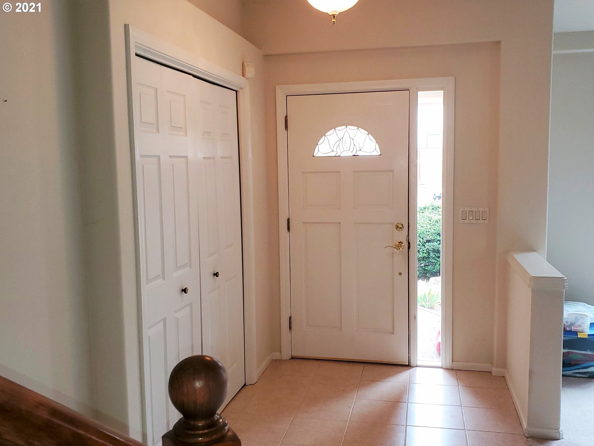 559 Cascade Drive Springfield, OR 97478 - Photo 3 of 10 Gallery Image 3