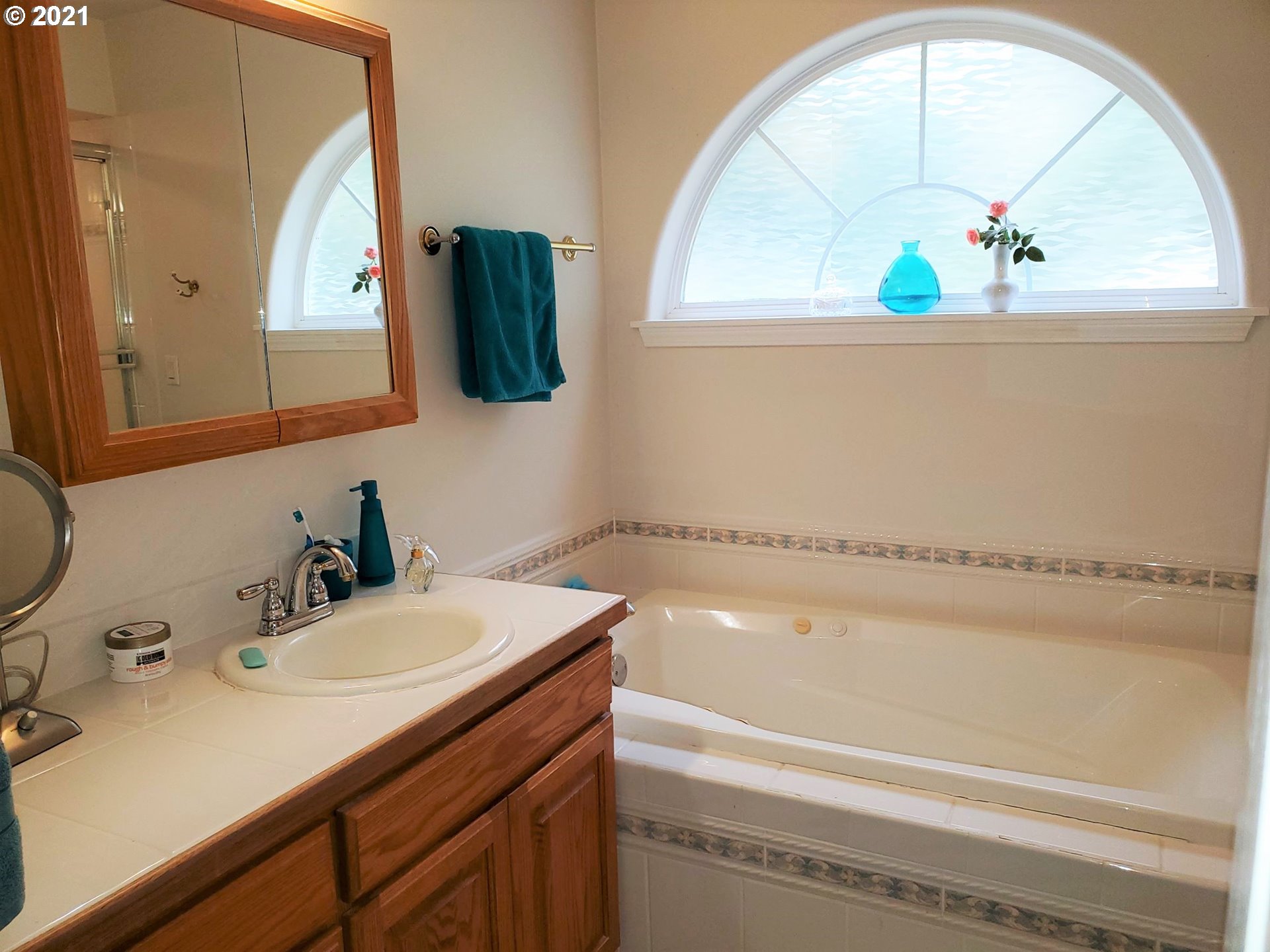 559 Cascade Drive Springfield, OR 97478 - Photo 9 of 10 Gallery Image 9
