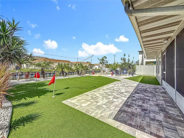 $3,800 | 572 Baywood Drive North, Dunedin, FL 34698