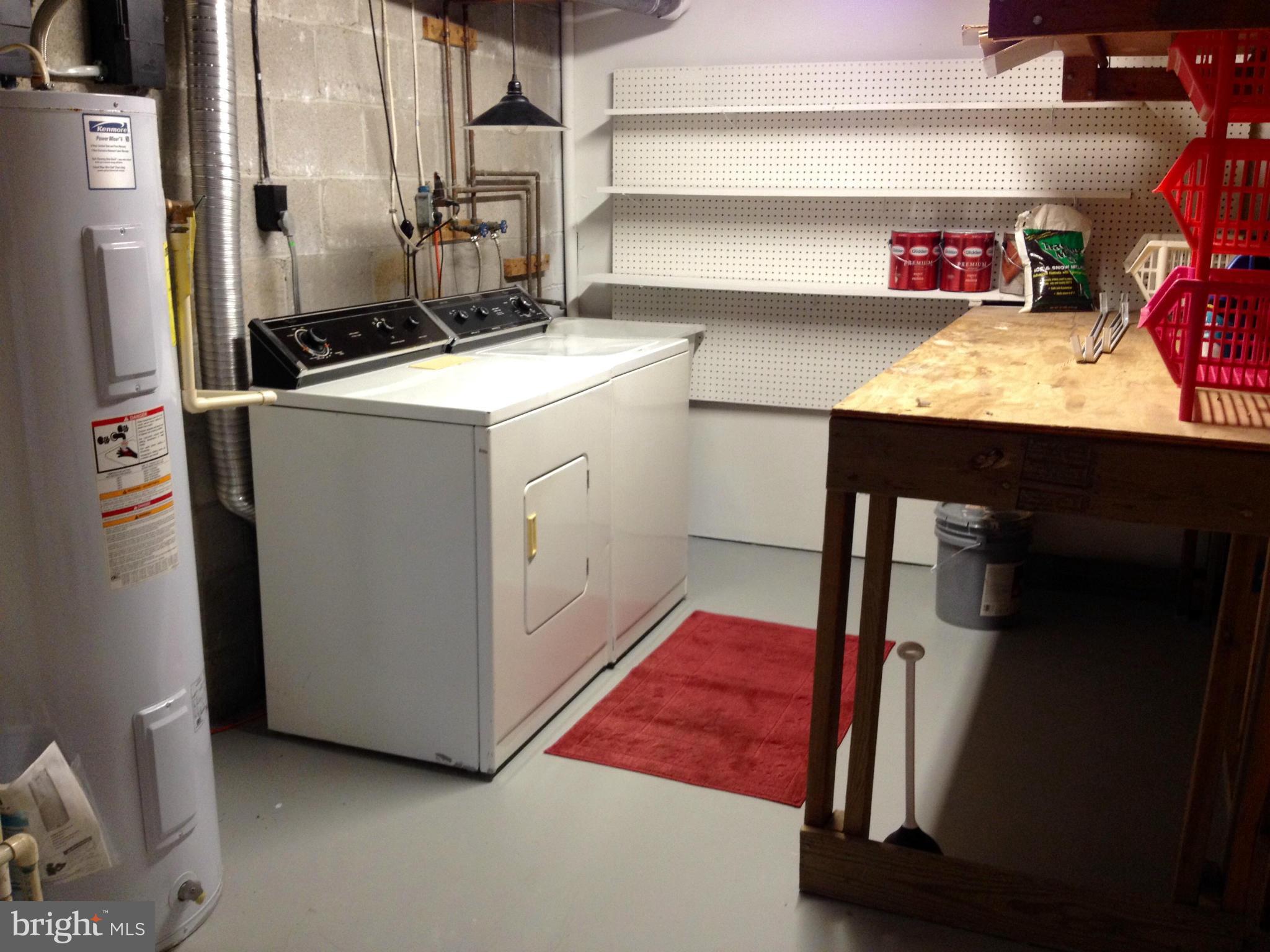 28 Heather Hill Road Catonsville, MD 21228 - Photo 26 of 30 Laundry Room/Storage