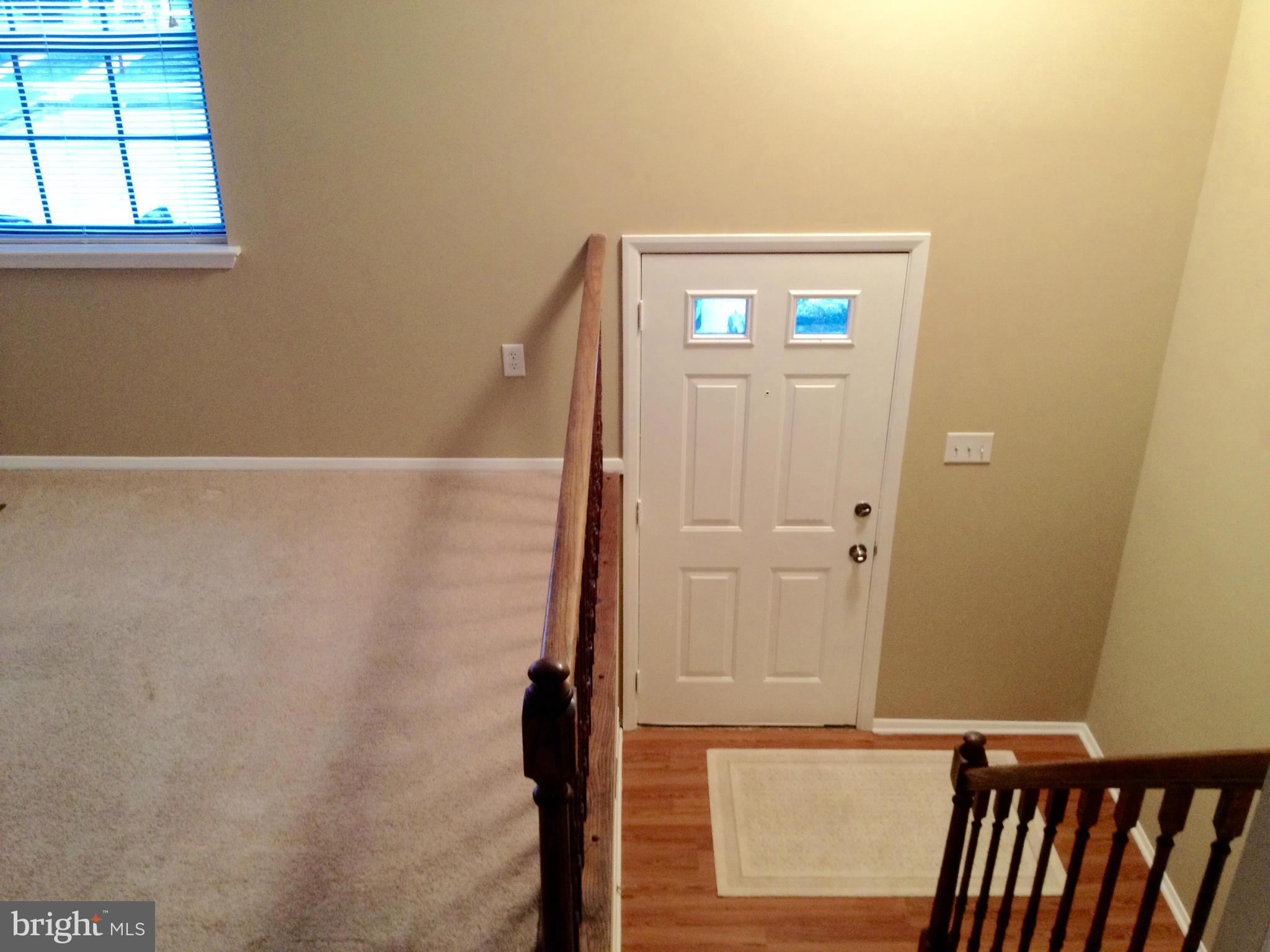 28 Heather Hill Road Catonsville, MD 21228 - Photo 3 of 30 View of Foyer from Living Room
