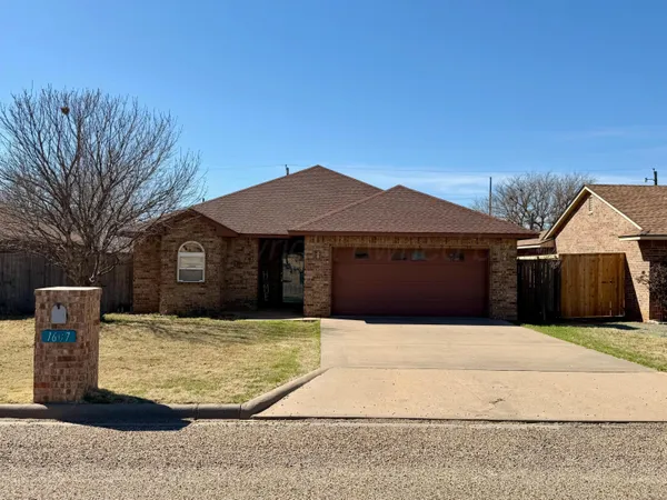 $325,000 | 1607 Ave I Northwest, Childress, TX 79201