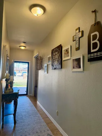 $325,000 | 1607 Ave I Northwest, Childress, TX 79201