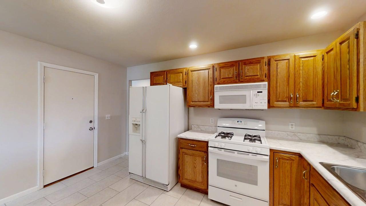 615 Erin Drive Champaign, IL 61822 - Photo 11 of 38