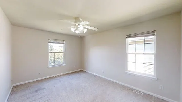 $229,900 | 615 Erin Drive, Champaign, IL 61822