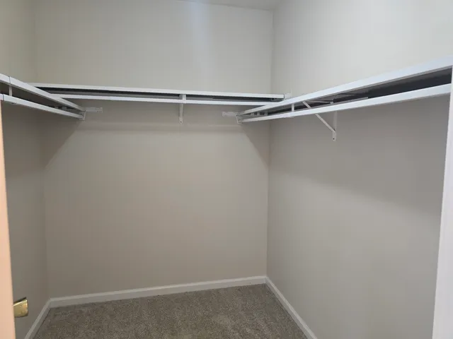 $229,900 | 615 Erin Drive, Champaign, IL 61822