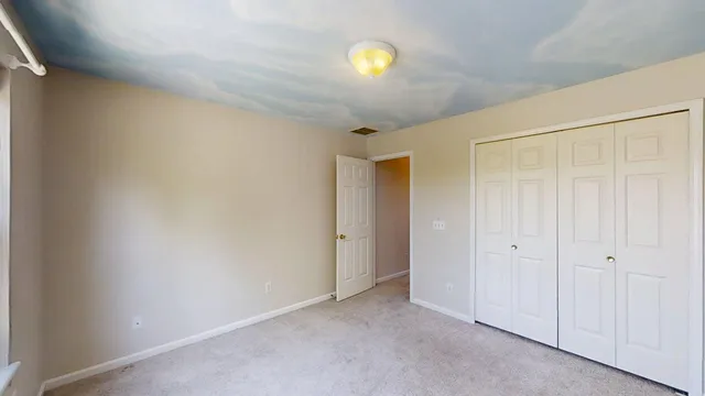 $229,900 | 615 Erin Drive, Champaign, IL 61822