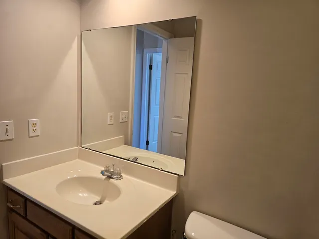 $229,900 | 615 Erin Drive, Champaign, IL 61822