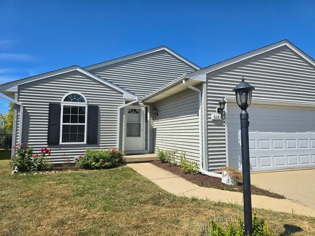 $229,900 | 615 Erin Drive, Champaign, IL 61822