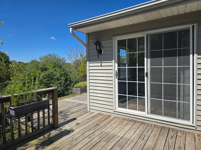 $229,900 | 615 Erin Drive, Champaign, IL 61822