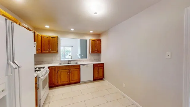 $229,900 | 615 Erin Drive, Champaign, IL 61822