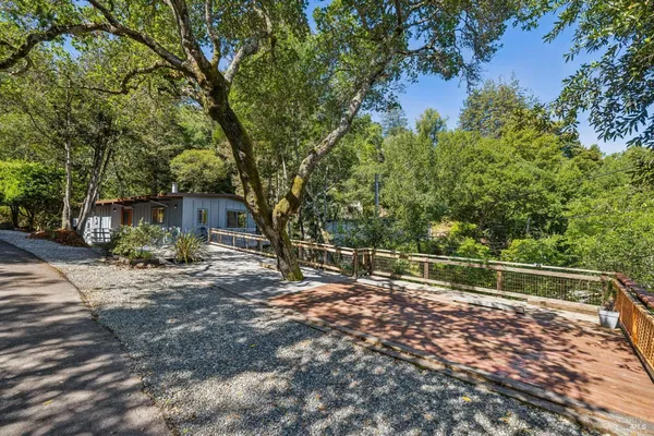 $1,100,000 | 215 Bungalow Avenue, San Rafael, CA 94901