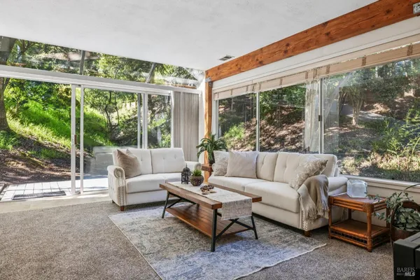 $1,100,000 | 215 Bungalow Avenue, San Rafael, CA 94901
