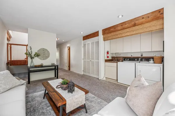 $1,100,000 | 215 Bungalow Avenue, San Rafael, CA 94901