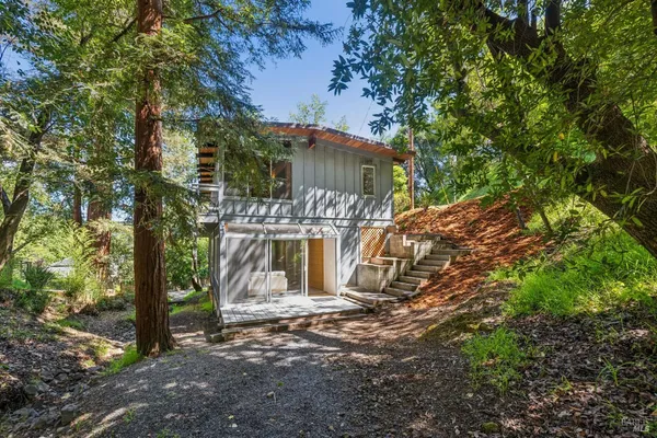 $1,100,000 | 215 Bungalow Avenue, San Rafael, CA 94901