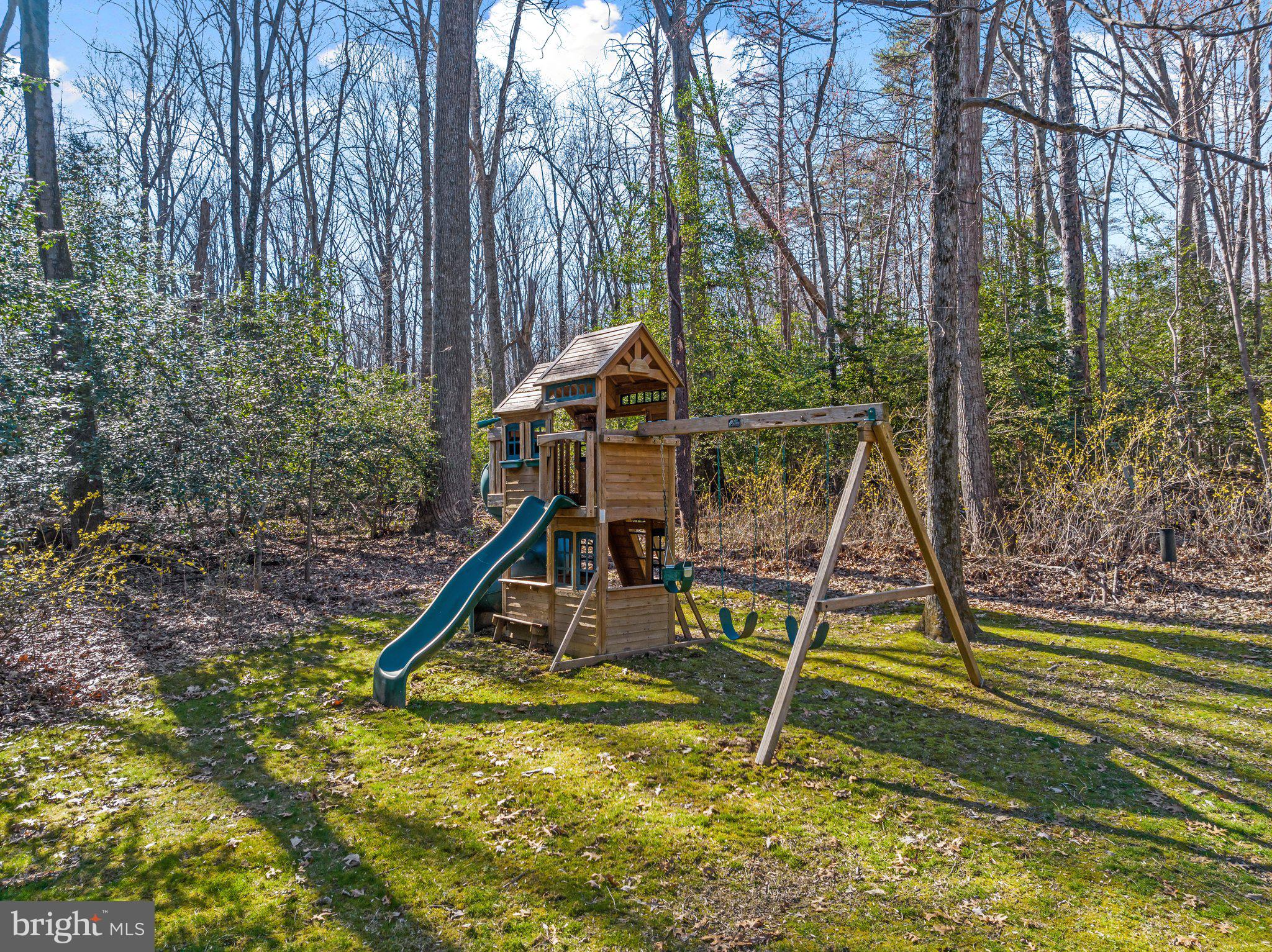 2708 Soapstone Drive Reston, VA 20191 - Photo 49 of 62 Gallery Image 49