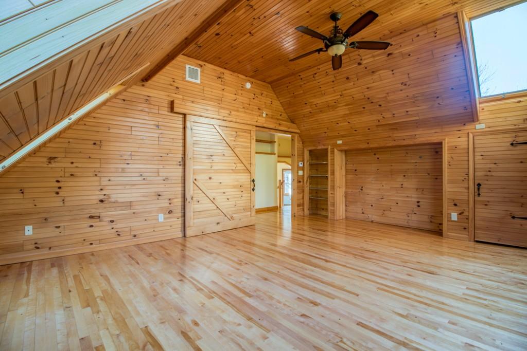 80 Crooked Ledge Road Southampton, MA 01073 - Photo 26 of 35
