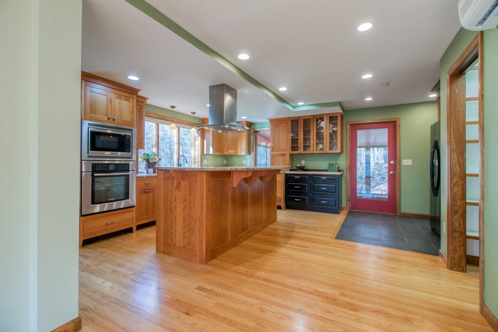 80 Crooked Ledge Road Southampton, MA 01073 - Photo 6 of 35