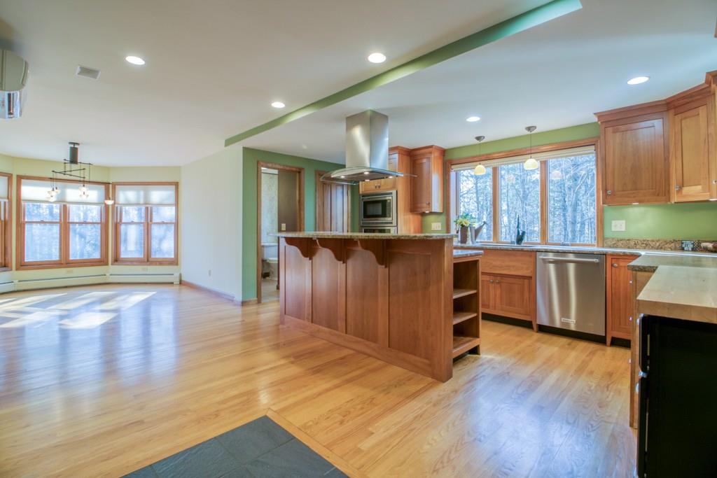 80 Crooked Ledge Road Southampton, MA 01073 - Photo 8 of 35