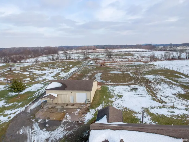 $880,000 | 59412 County Road 1, Elkhart, IN 46517