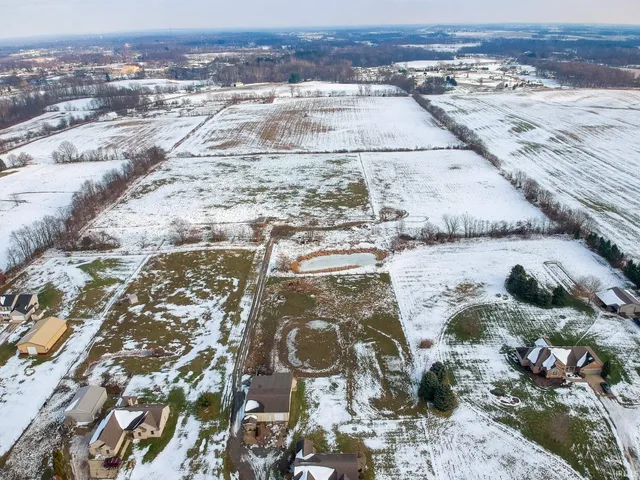 $880,000 | 59412 County Road 1, Elkhart, IN 46517