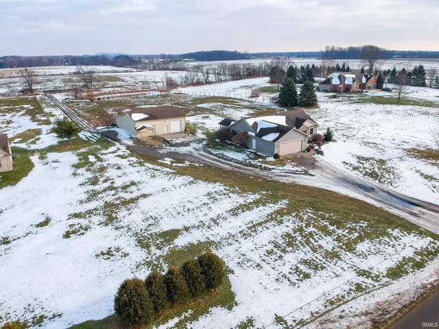 $880,000 | 59412 County Road 1, Elkhart, IN 46517