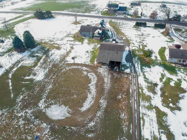 $880,000 | 59412 County Road 1, Elkhart, IN 46517