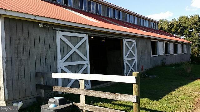 6096 Keyser Road Hume, VA 22639 - Photo 16 of 22 View