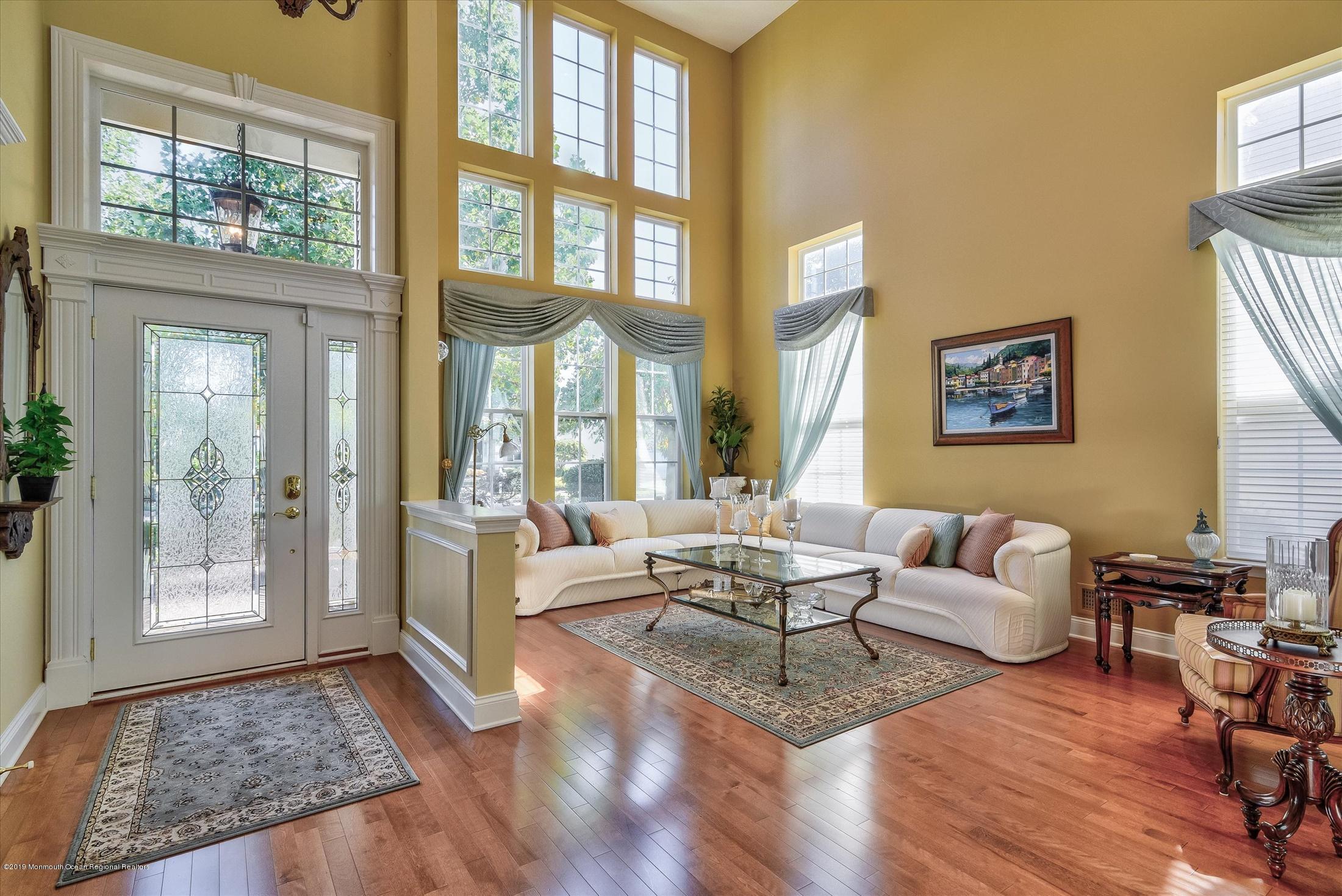 47 Portchester Drive Jackson, NJ 08527 - Photo 2 of 46 a living room with furniture and a window